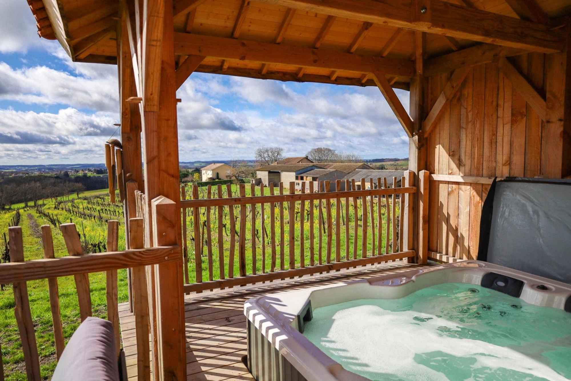 Le Domaine De La Tour Des Vents Bed and Breakfast Bergerac Eksteriør billede