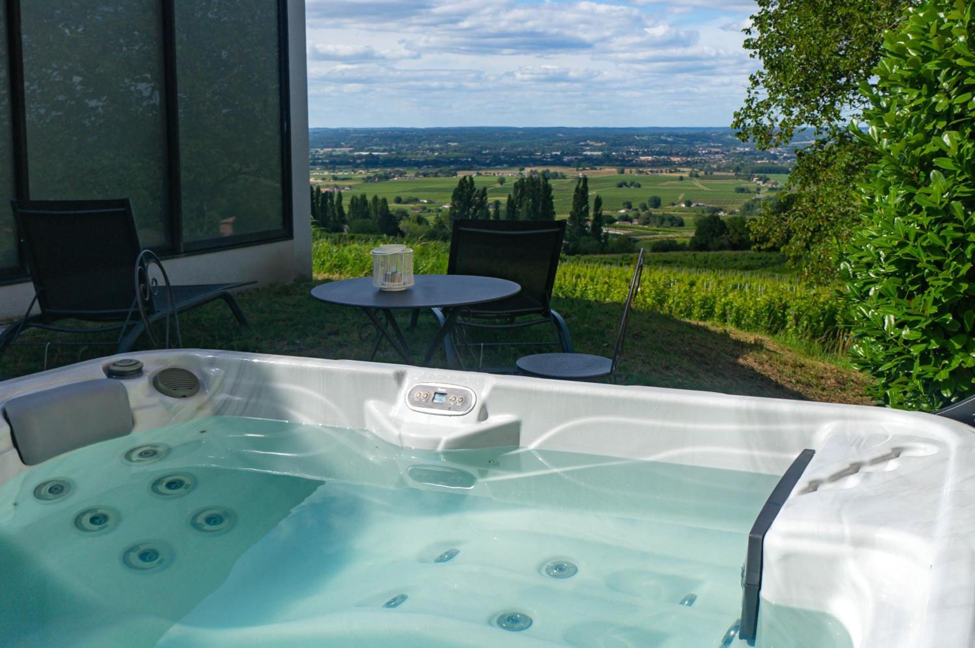 Le Domaine De La Tour Des Vents Bed and Breakfast Bergerac Eksteriør billede
